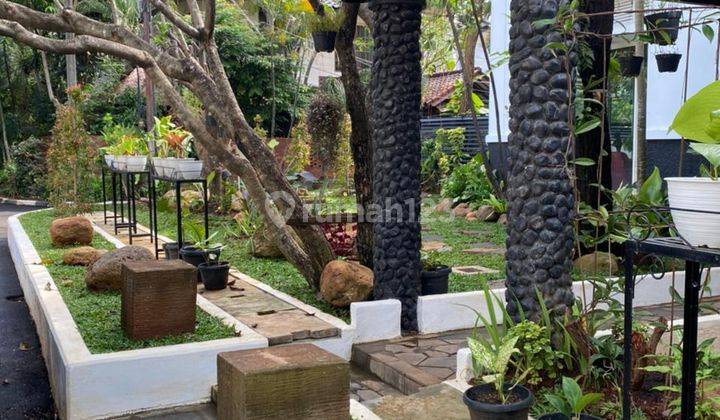 Rumah 2 Lantai Bagus Unfurnished SHM di Pejaten, Jakarta Selatan 2