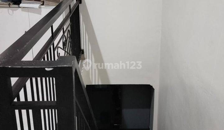 Rumah 2 Lantai Bagus Unfurnished SHM Cibodas,karawaci Tangerang 2