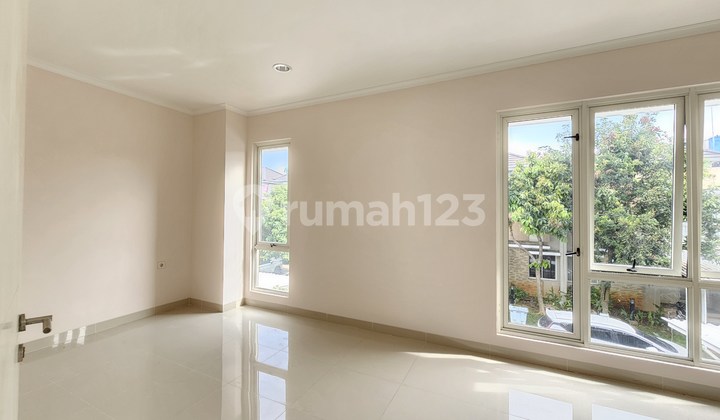 FOR SALE CHEAP Thomson Cluster Semi-Furnished Ready to Occupy