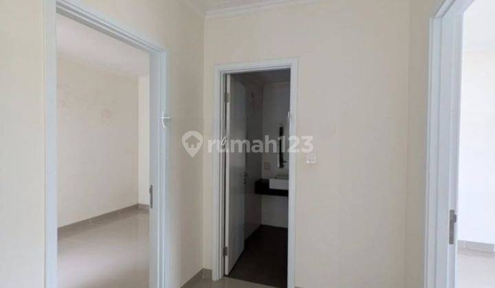 Disewakan Rumah Cluster Verdi 2 Lt Di Serpong  2