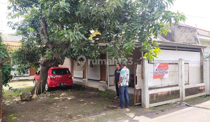 Dijual Rumah Jl. Dr. Cipto Mangunkusumo Gg Kenari  1