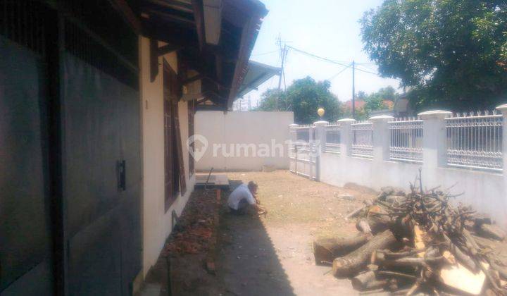 Rumah 2 Lantai di Jl. Dahlia No. 4, Cirebon 2