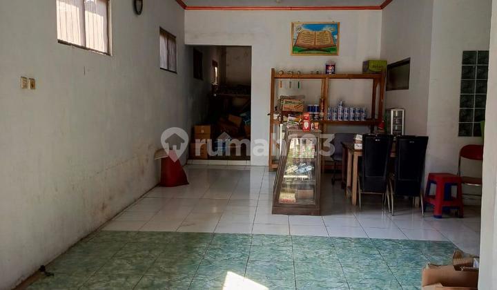For Sale: Shop House Building, Suitable for Business and Residence, Around Plumbon (Rz) 2