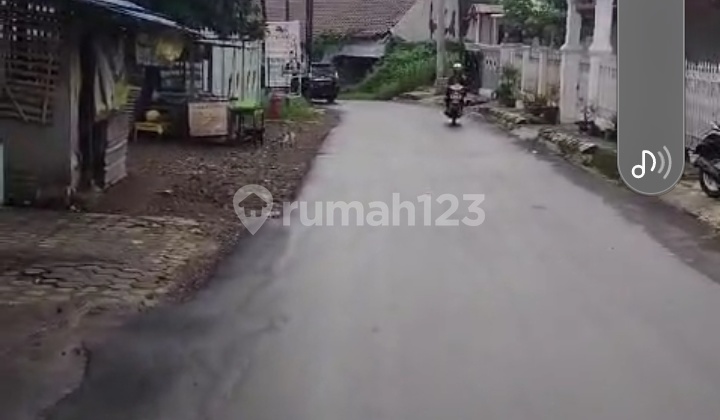 Rumah Dilingkungan Pendidikan.akses Jl 2.mobil(ag) 2