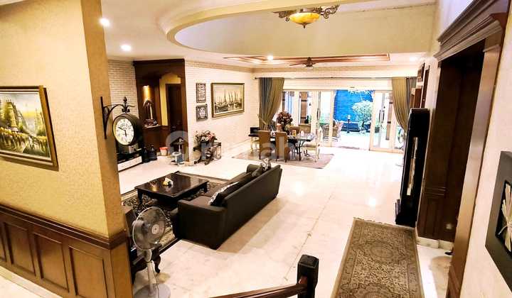 Dijual Rumah Mewah Full Furnished di Jatipadang Jakarta Selatan (Ag) 2