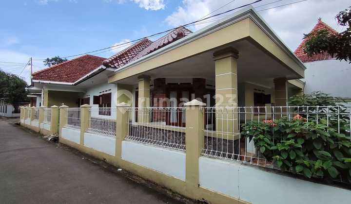 Dijual Rumah Villa yang Sejuk dan Asri di Kawasan Panawuan, Kuningan Dijual Rumah Villa yang Sejuk dan Asri di Kawasan Panawuan, Kuningan