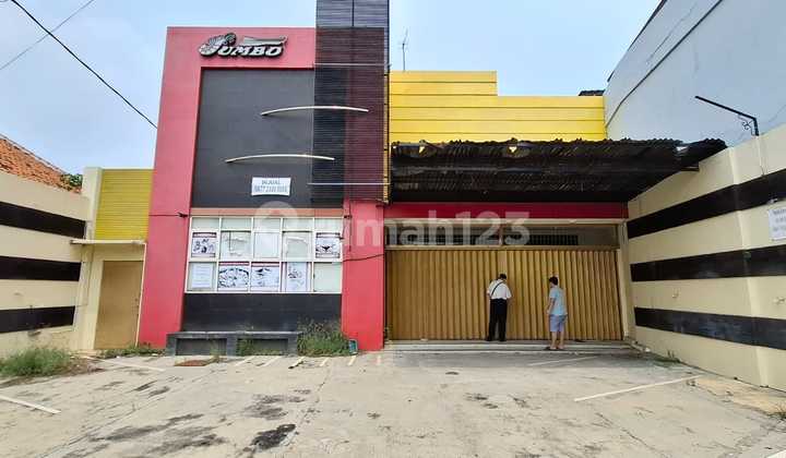 Dijual Ruang Usaha Ex Restoran di Tengah Pusat Kota Cirebon di Kejaksan (Th) Dijual Ruang Usaha Ex Restoran di Tengah Pusat Kota Cirebon di Kejaksan (Th)