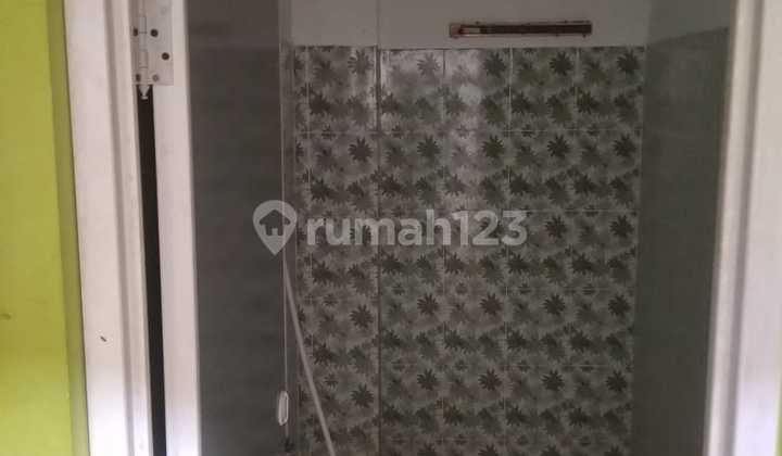 DIJUAL KOST DEKAT DENGAN PUSAT PENDIDIKAN DI KEDAWUNG (AG)