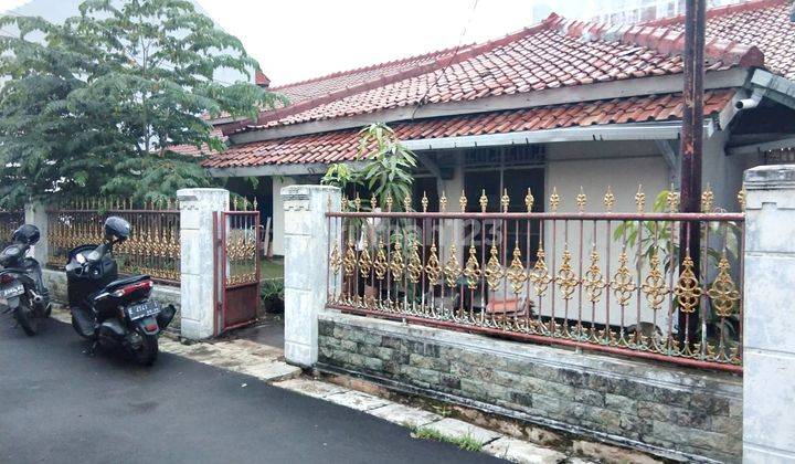 Dijual Rumah Hitung Tanah di Perumahan Mega Indah  2