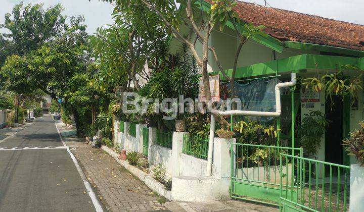 Rumah Di Kawasan Pemukiman  Kota Semarang 2