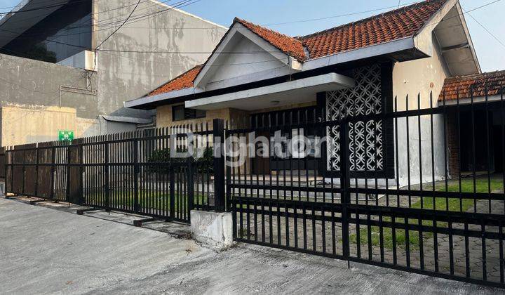 RUMAH / BANGUNAN MANGKU JLN TENTARA PELAJAR 2