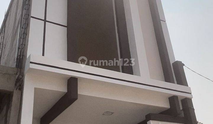 Rumah 2 Lantai 400jtan Jakarta Utara, Tanjung Priok, SHM, Strategis, Murah 1