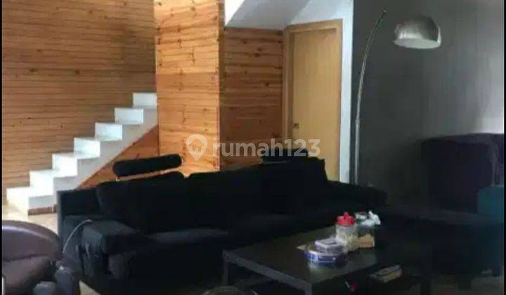 Rumah Minimalis Terawat 2 Lantai di Setrasari Bandung 2