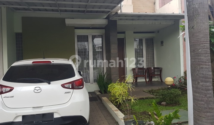 Ready-to-Occupy 1-Story House with One Gate System in Batununggal Indah, Bandung