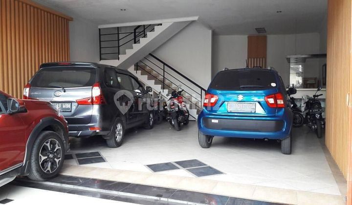 Ruko / Guesthouse 3 Lantai di Pusat Kota Buah Batu Bandung