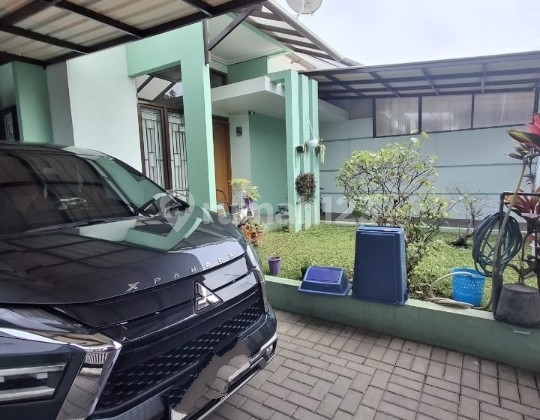 Rumah 2 Lantai Siap Huni di Geger Kalong Bandung