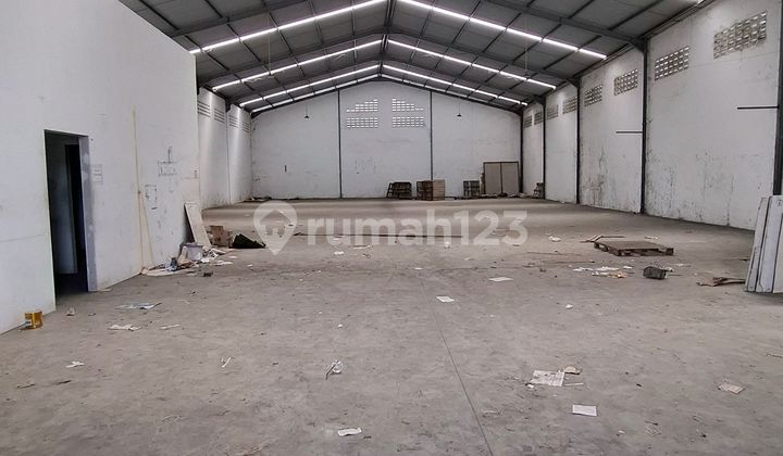 Gudang Lawang Malang 700 M² 2