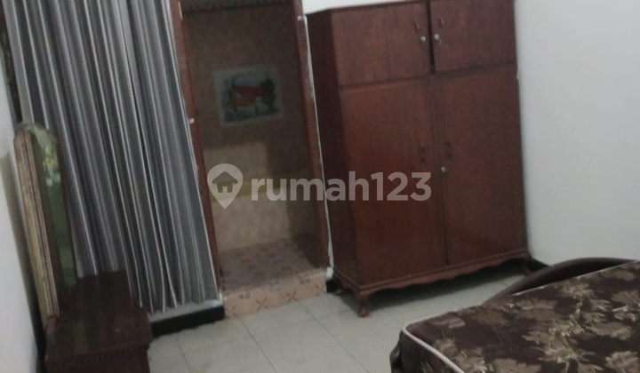 Rumah 2 Lantai 6 Kamar Siap Huni Cocok Utk Kost 2