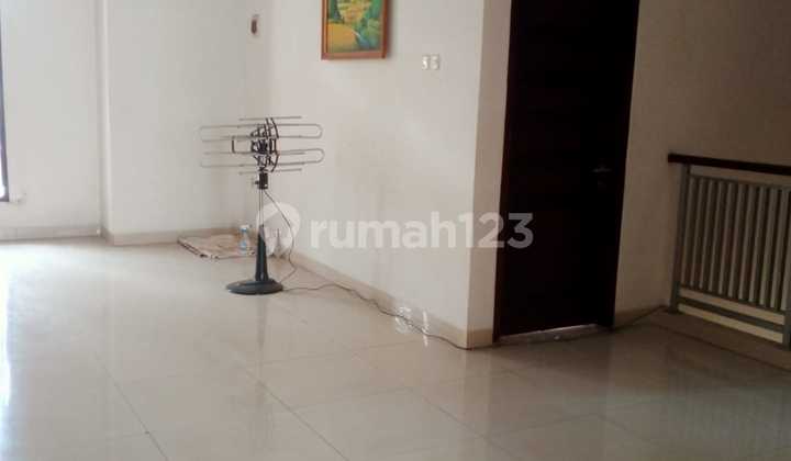 For Sale Main Road House in Turangga Complex, Buah Batu, Bandung City 2