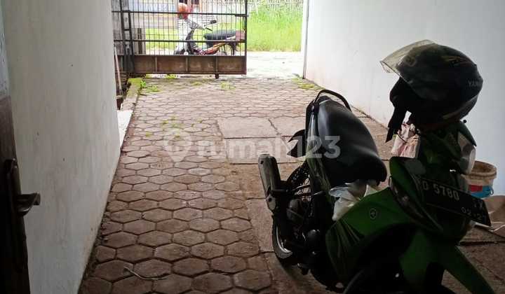 SEWA Rumah Siap H uni utk Tinggal atau Usaha di Komplek Angkasa Mekar Cibaduyut Bandung 2