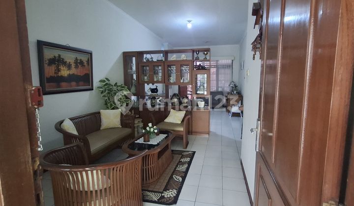 JUAL RUMAH POJOK Taman Kopo Indah 1 
