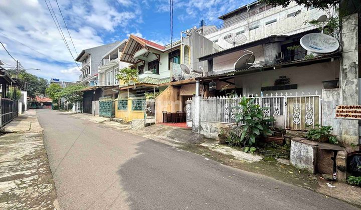 RUMAH HITUNG TANAH AKSES LEBAR COCOK UNTUK KOST2AN