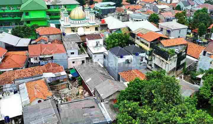 Murah Banget! 7,5 Juta/M² Rumah Luas di Jati Padang Dekat Al Azhar & Jalan Utama Murah Banget! 7,5 Juta/M² Rumah Luas di Jati Padang Dekat Al Azhar & Jalan Utama