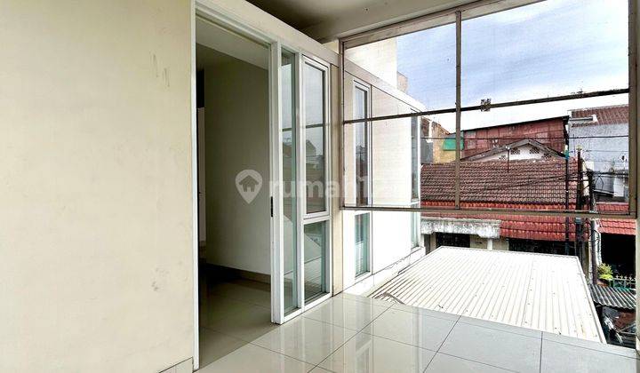 Di Jual Cepat, Rumah Modern Sangat Strategis Di Tebet Barat 2