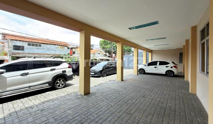 Exclusive 3-Story Boarding House in Matraman - 27 Rooms, Full Facilities, Access for 2 Cars 2