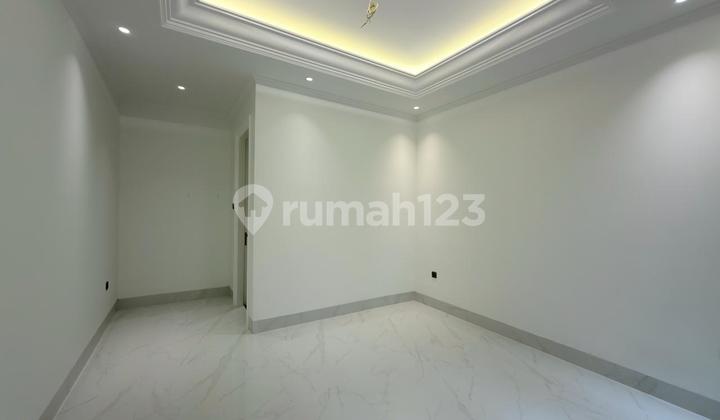 Luxury American Classic House with Rooftop in Cempaka Putih Tengah - One Gate Complex 2