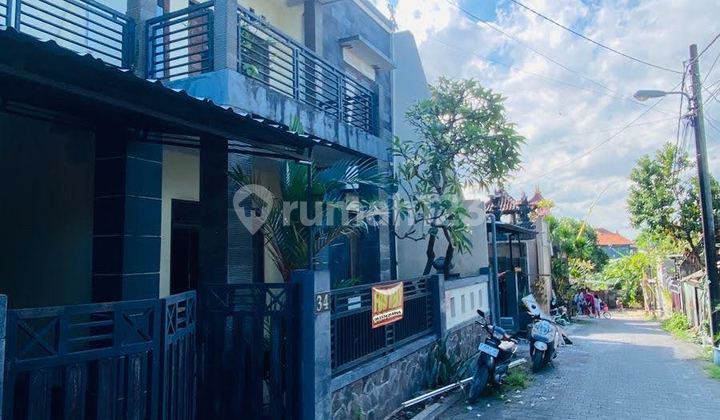 A RENOVATED 5-BEDROOM HOUSE IN WEST TEUKU UMAR, BALI 2