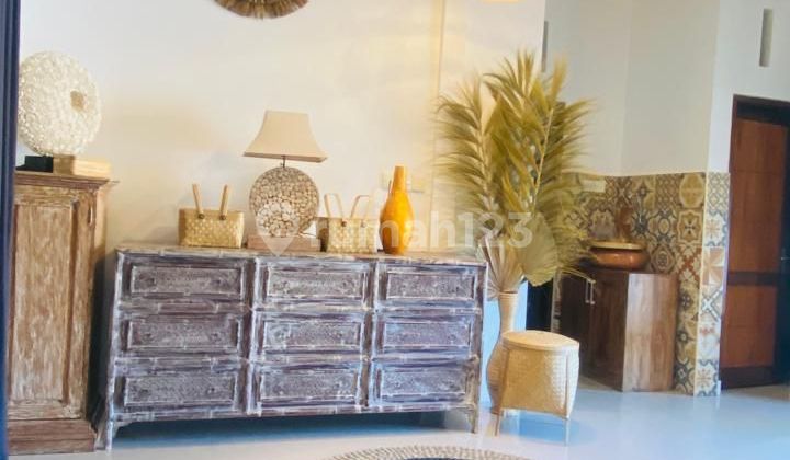 Rumah Furnished Dekat Jl Raya Padonan, Club dan Pantai di Canggu 2
