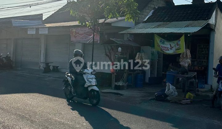 Strategic 2-Story Shop House by the Main Road in Munggu 2