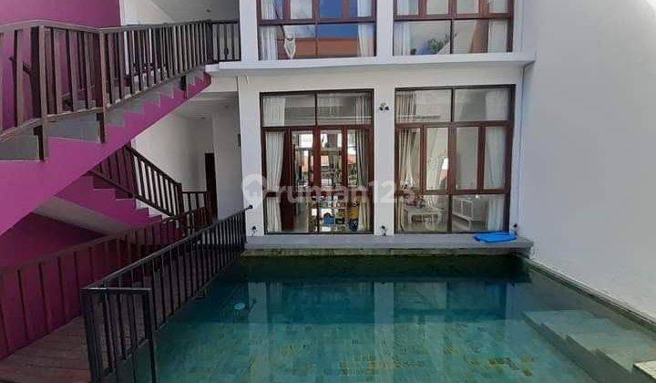 (49). The Jimbaran Area Villa Is A Comfortable N Swimming Pool 2