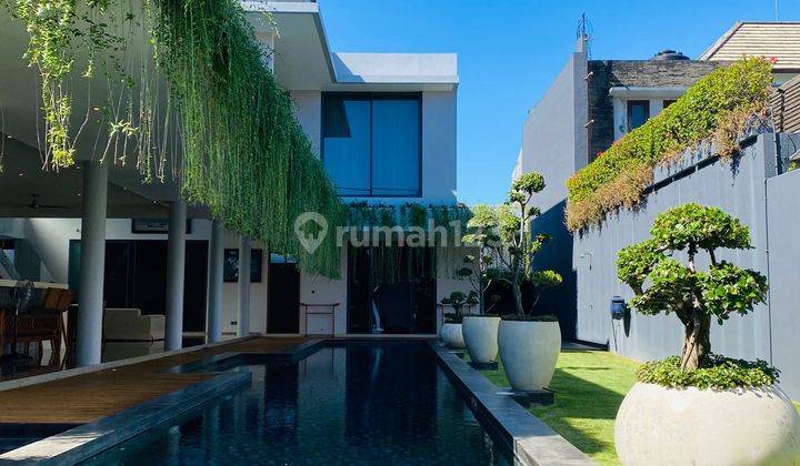 (72). Luxurious villa with five floors and beautiful views 2