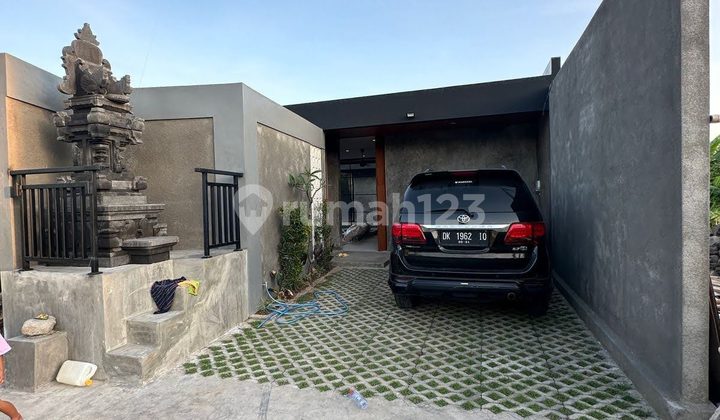 Villa Lokasi Strategis Dekat Pantai dan Atlas Beach di Berawa Villa Lokasi Strategis Dekat Pantai dan Atlas Beach di Berawa