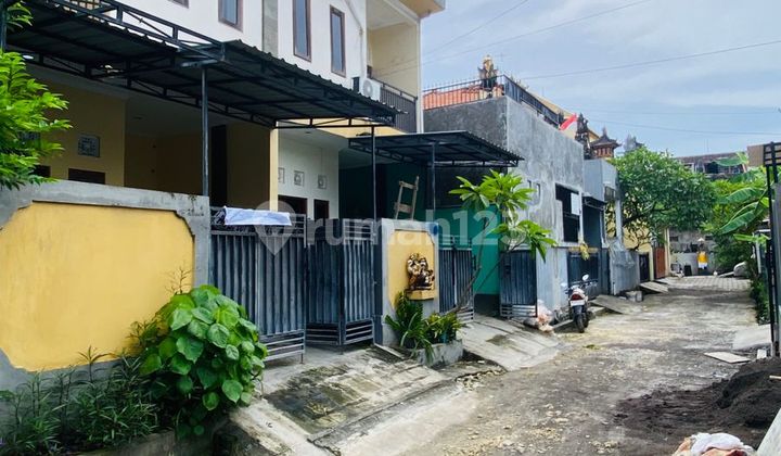 Ready-to-Live 2-Story House in Strategic Location at Kebo Iwa, Denpasar Ready-to-Live 2-Story House in Strategic Location at Kebo Iwa, Denpasar