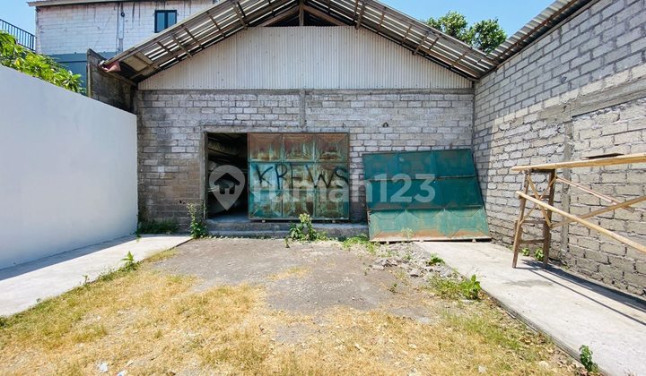 STRATEGIC WAREHOUSE IN THE BUSINESS CENTER OF JL RAYA CANGGU, BADUNG - BALI STRATEGIC WAREHOUSE IN THE BUSINESS CENTER OF JL RAYA CANGGU, BADUNG - BALI