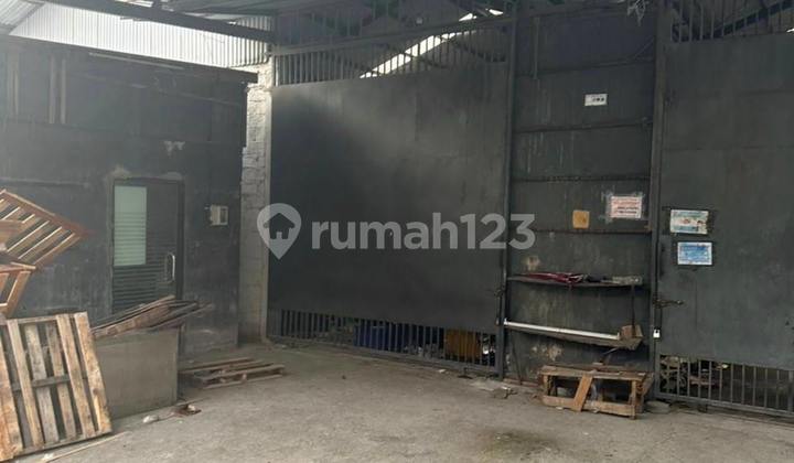 WAREHOUSE WITH SPACIOUS PARKING AREA, KEROBOKAN - BALI WAREHOUSE WITH SPACIOUS PARKING AREA, KEROBOKAN - BALI