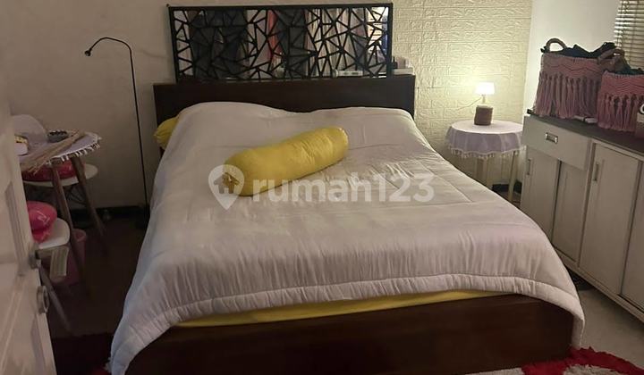 RUMAH SEMI VILLA 5 KAMAR DI PADONAN, BADUNG