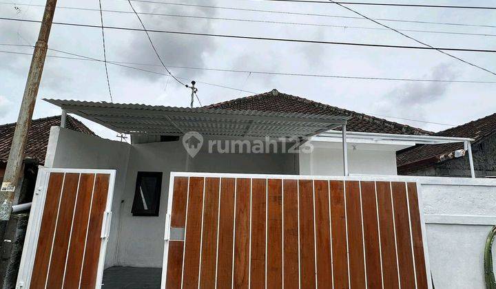 (101). Dijual Rumah Area Denpasar Lokasi Strategis 1