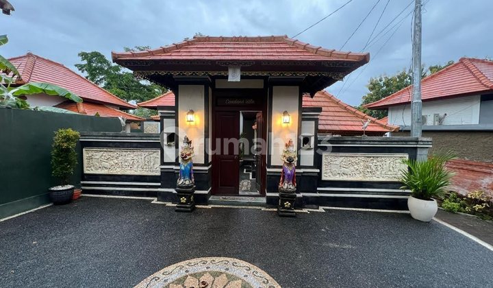 VILLA FULL FURNISHED DENGAN KOLAM RENANG DEKAT PANTAI DI PADONAN
