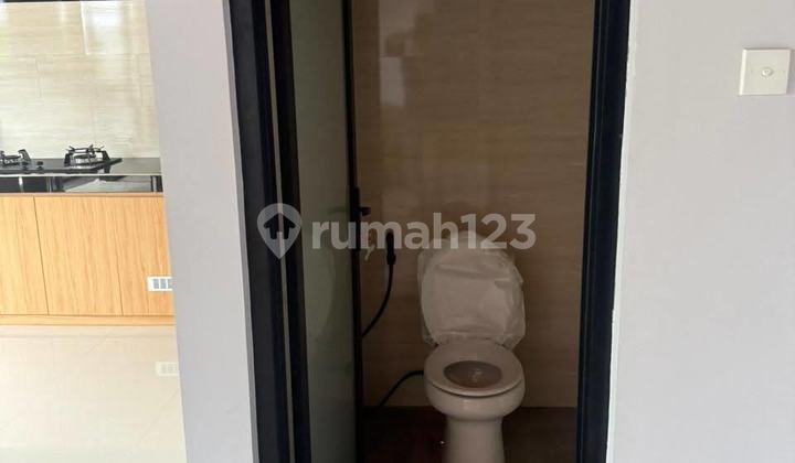 New Villa Rice Field View With Pool, Jacuzzi Furnished Strategically Located in Mengwi.