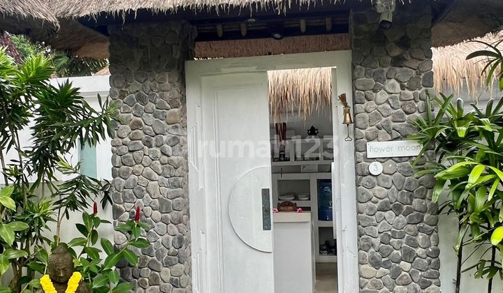 LUXURY VILLA NEAR MONKEY FOREST WITH SWIMMING POOL IN UBUD, BALI LUXURY VILLA NEAR MONKEY FOREST WITH SWIMMING POOL IN UBUD, BALI