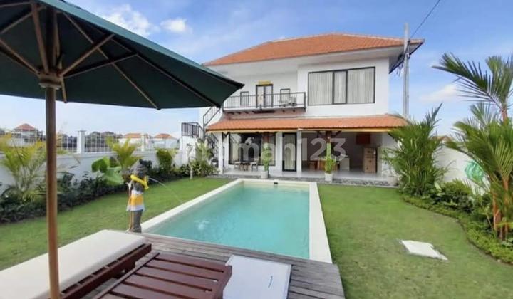 Complete Villa Strategic Location Rice Field View Near Beach in Munggu