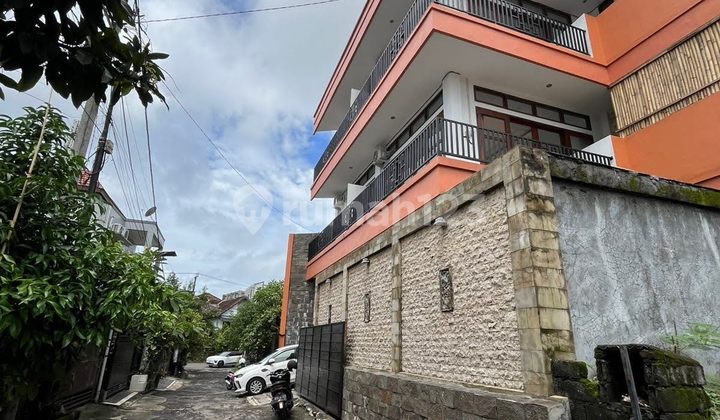 Guest House with 10 Fully Furnished Rooms, Giri Hill, Kampial, Bali