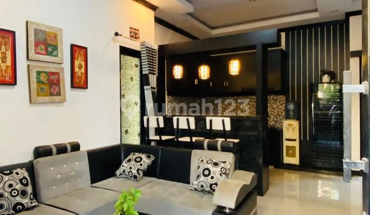 [EN] Strategically Located Fully Furnished House in Penamparan, Denpasar