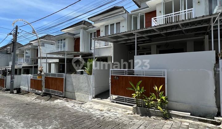2-Story Mansion House in a Strategic Location at Munggu