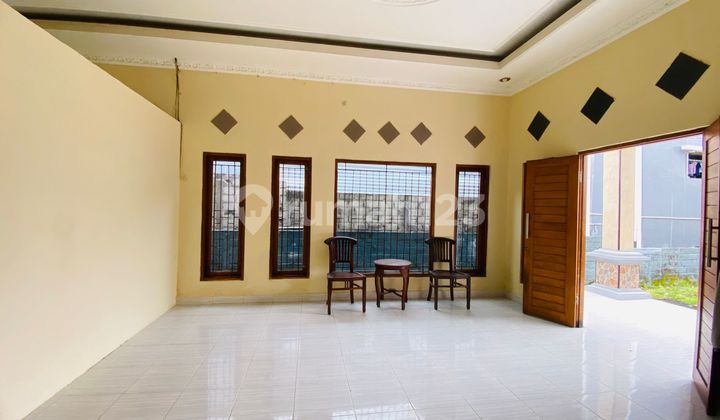 Rumah Tinggal/Usaha Halaman Ruang Tamu Luas Strategis Pura Demak 2