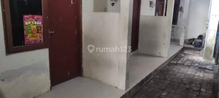 (11). For Sale Boarding House In Need Of Repair
 1